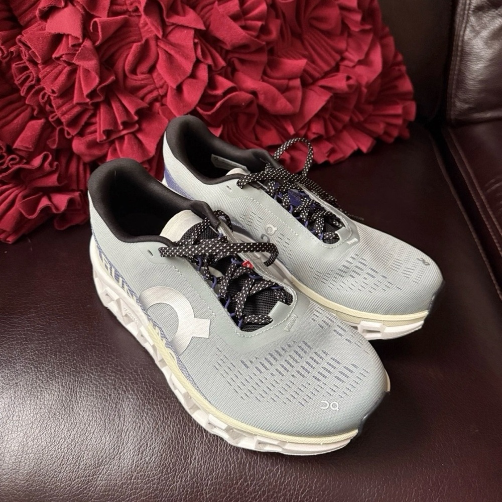 On Running  Women's Cloudmonster 2 size 8.5 Color in Mineral | Aloe NWOT - Picture 6 of 11